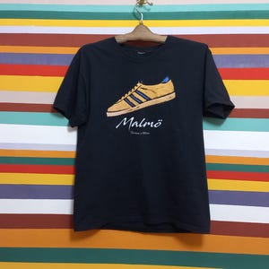 Black Adidas T-shirt with sneaker print Size L Casual city sportswear Sport geometric T-shirt