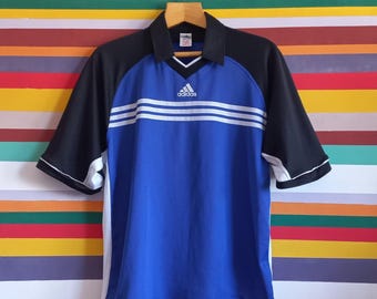 Camiseta Adidas vintage de los 90, fabricada en Inglaterra, talla XL. Ropa deportiva informal para la ciudad.