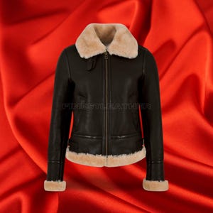 Men&#39;s Cowhide Leather Bomber Jacket: Winter Fur Collar