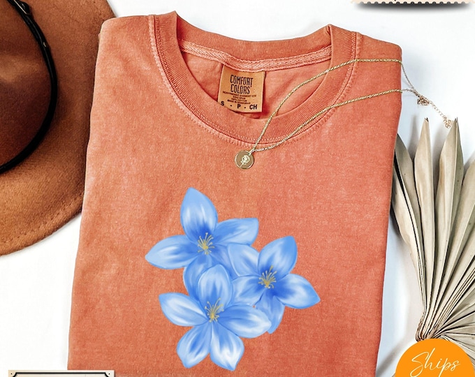 Comfort Colors Vintage Pressed Flowers Shirt, Boho Botanical Floral Tee Gardener Gift