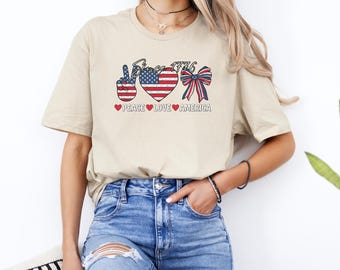 Peace Love America Tee – Retro USA Pride Shirt