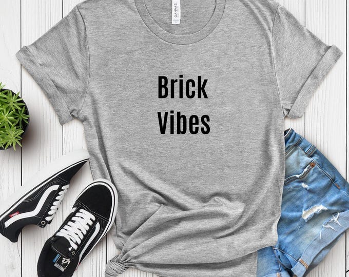 Brick Vibes Gamer T-Shirt | Funny Gaming Tee for Boys, Girls & Adults | Retro Video Game Humor Shirt | Cool Gift for Streamers