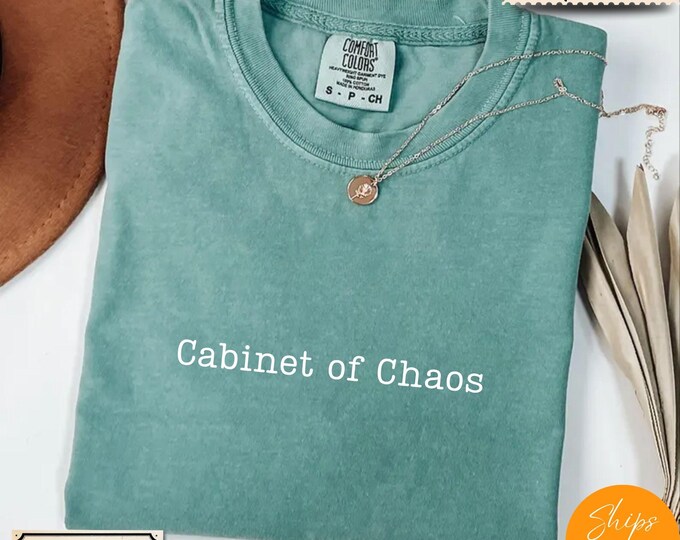 Comfort Colors® Minimalist Anti-Trump Taco Tee – Political Humor with Flavor