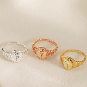 Personalized Birth Flower Ring, 12 Birth Month Flower Jewelry, Custom Mother Floral Ring for Women, Family Rings, Personalized Gift