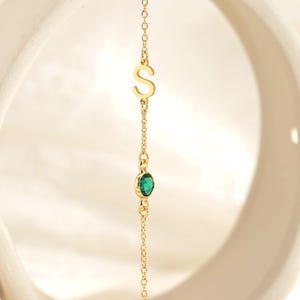Personalisierte Anfang Armband mit Geburtsstein, Benutzerdefinierte 18K Gold Buchstaben Armband, Birthstone Schmuck, Geburtstagsgeschenk für Sie, Jubiläumsgeschenk