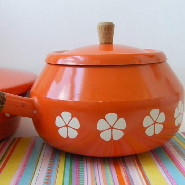 Vintage Fondue Pot, Orange Daisy, Flower Power, Japan Imperial