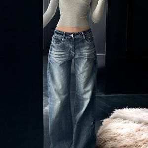 Vintage Wide-Leg Denim Jeans for Women | High-Waist Relaxed Fit | 90s Inspired Casual Streetwear
