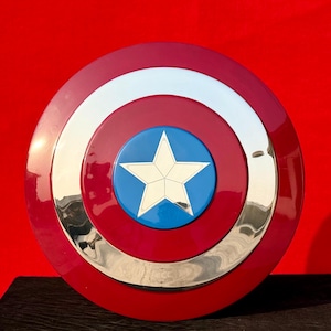 1:1スケール キャプテン・アメリカ シールド メタルレプリカ