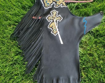 Maßgefertigte, handgefertigte Bullenreit-Chaps aus Leder – Western-Rodeo-Ausrüstung mit Fransen | Maßgefertigte Rodeo-Chaps mit floralem Muster | Arena Edge Bullenreit-Chaps