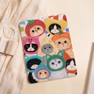 Cute Cats iPad Case For iPad Air 5/6/7 11" 13",iPad 5-10th 10.9"10.2", iPad Mini 6/7 8.3",iPad Pro 2024 11" 13",A16 Shell PenSlot Cover