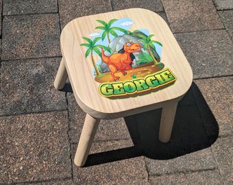 Personalised Children&#39;s Stool with Dinosaur Design including custom name and private message  - Ideal gift for Boy Toddler
