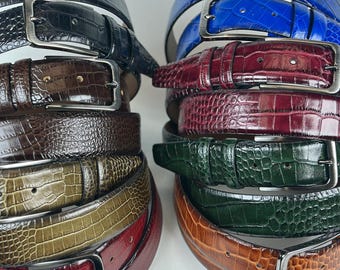 Cinture in pelle di coccodrillo di alta qualità. Colori: rosso, bordeaux, verde oliva, blu, marrone, nero, blu navy, verde e marrone chiaro. Regali unici per lei.