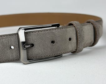 Vintage Distressed Biege Unisex Belt Vintage 90s Tan Distressed Worn in Genuine Leather Gold  main image 4