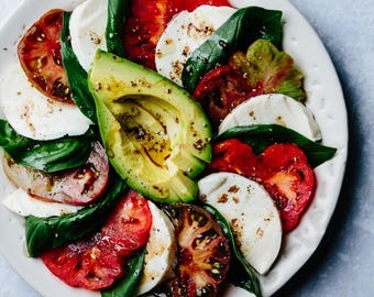 Caprese Salad Recipe: Fresh Summer Vegetarian Recipe (Instant Download PDF)