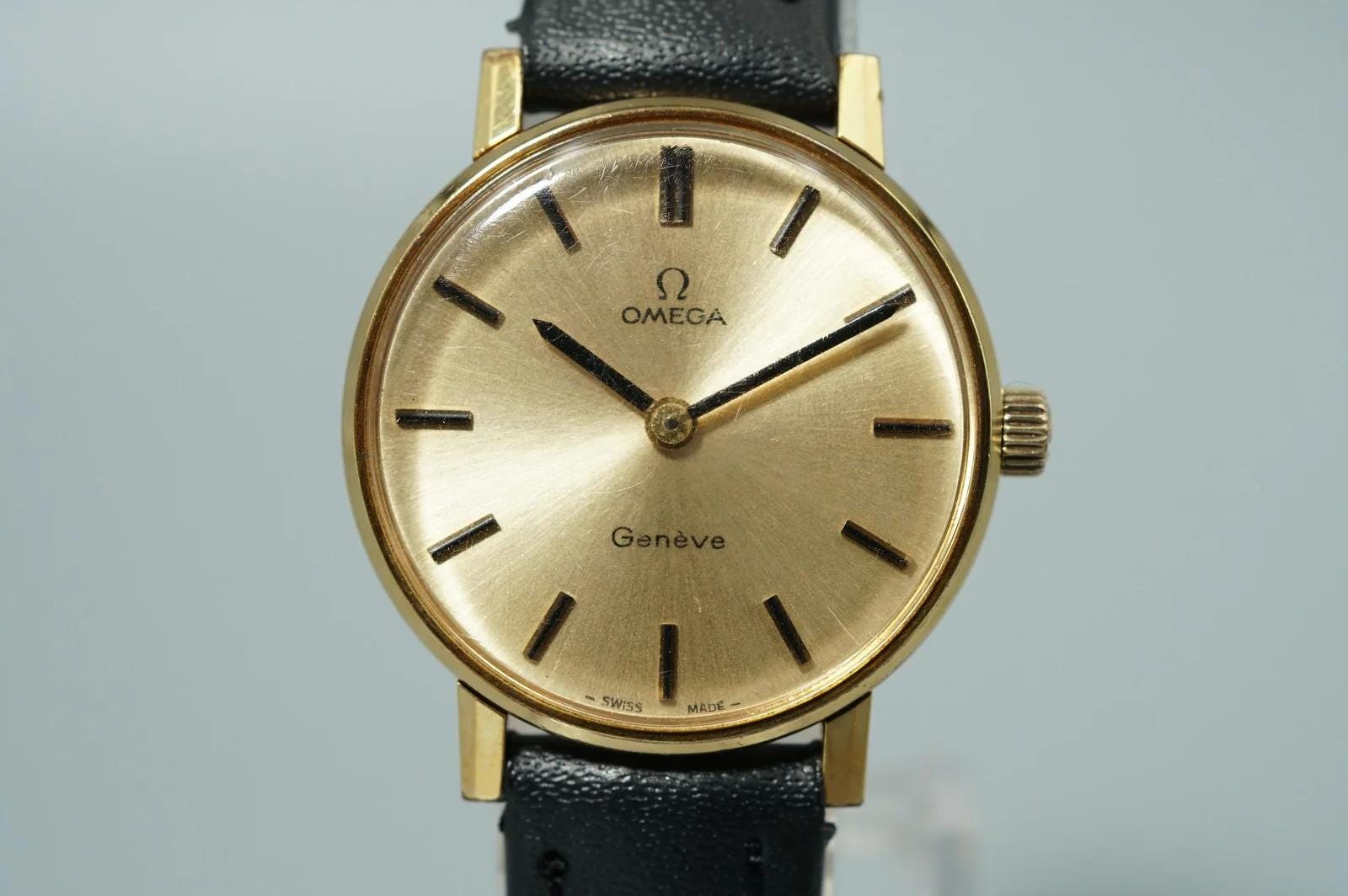 Buy Omega Geneve Gold Online In India India