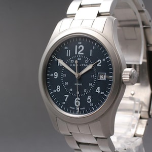 NEAR MINT Hamilton H682010 Khaki Field Navy Dial Men's Quartz Watch Japan