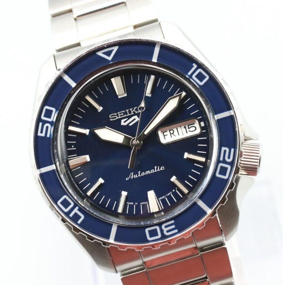 TOP MINT* Vintage SEIKO 5 Sports 4r36-16d0 Automatic Blue
