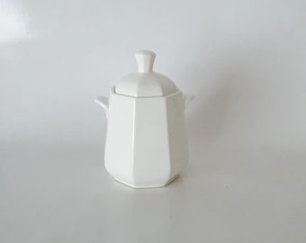 Vintage Ironstone Sugar Bowl With Lid, Creamware, Shabby Cottage Chic Kitchen