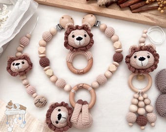 Personalized lion value set stroller chain pendant grasping ring pacifier chain baby shower baptism birth gift with engraving natural tones