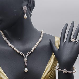 Natural Freshwater Pearl Jewelry Set, Handmade Necklace, Earrings, Ring and Bracelet, Elegant Bridal Jewelry Gift, Classic Pearls for Her