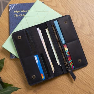 Cartera de cuero hecha a mano para mujer, Cartera larga personalizada, Cartera larga plegable de cuero, Cartera de cuero minimalista, Cartera larga grabada