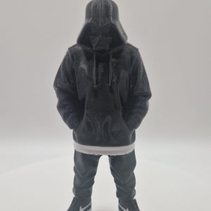 Urban Style Darth Vader 3D Printed Figure – Custom Star Wars Decor – PLA Dark Side Collectible