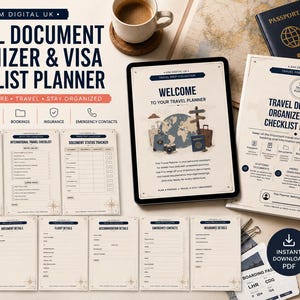 Op de afbeelding: Een reisdocumentenorganizer en visumchecklist-planner-set met meerdere printbare pagina's met secties voor reisroutes, boekingen en verzekeringen. Het digitale display en de papieren vellen tonen tekst, waaronder Travel Document Organizer & Visa Checklist Planner, Welcome To Your Travel Planner en diverse reisgerelateerde iconen op een lichte achtergrond.