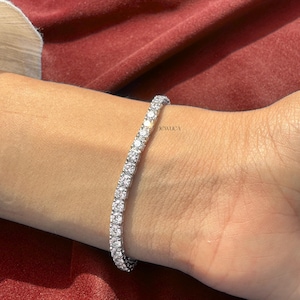 Round Moissanite Tennis Bracelet, Anniversary/Birthday Gift, Round Bracelet for Women, Graduation Gift, Wedding Bracelet for Bride