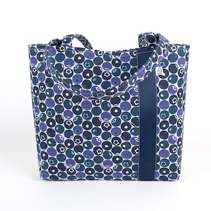Fabric tote bag for women, Gift from Maine, Blueberry print tote bag, Women&#39;s Shoulder Bag