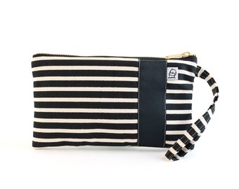 Black and White Stripe Wristlet, Clutch, Zipper Pouch, Accessory, Accessories, Bag,Small Purse, Vegan Handbag,Vegan Wristlet,Fabric Purse,