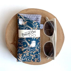 Cottage core owl print padded eye glass case, fabric soft sunglasses pouch, Eye Glass Case, eyeglass sleeve, reading glasses case