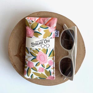 Eyeglasses case, Soft Padded, Reading glass case, Sunglasses sleeve, Soft eyeglass case, Cloth eyeglass holder, Floral eyeglass case