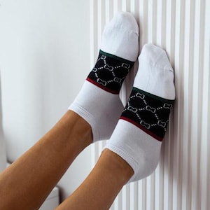Fashion Classic Pattern Women Socks, Socks, Funny Socks, Crazy Socks, Colorful Socks, Gift Idea, Perfect Gift, Mismatched