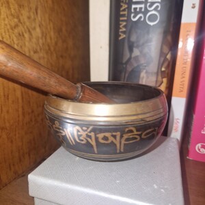 Campana tibetana per chakra e realizzazione