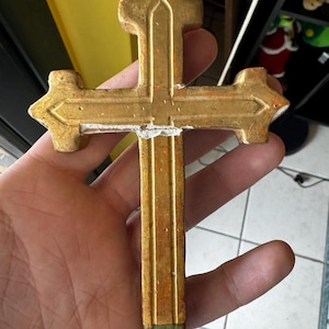 Croix d'exorcisme très puissante