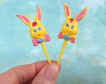 Set of 2 Vintage Easter Bunny Cupcake Topper Picks, Cake Decorations, Party Picks, Party Favors, Molded Plastic Cake Decorations