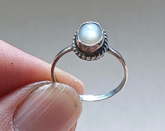 Vintage Sterling Siver Moonstone Ring, US Women's Size 5
