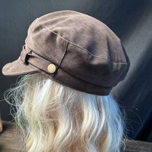Suede Newsboy Cap – Brown Octagonal Baker Boy Hat, Vintage Style for Women & Men, Fits Head 54-58cm
