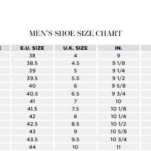 Pode incluir: Uma tabela de tamanhos de sapatos para homens que mostra as medidas em US, EU, UK, polegadas e cent&iacute;metros. A tabela mostra os tamanhos de 5 a 11 US, de 38 a 44 EU, de 4 a 10 UK, de 9 a 11 polegadas e de 22,9 a 27,9 cent&iacute;metros.
