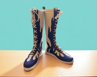 Botas de lucha de cuero hechas a mano, equipo de combate blanco y azul, zapatos de cosplay