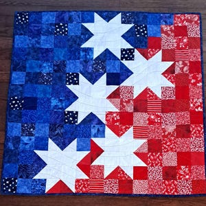 Patriotic Wall or Table Quilt