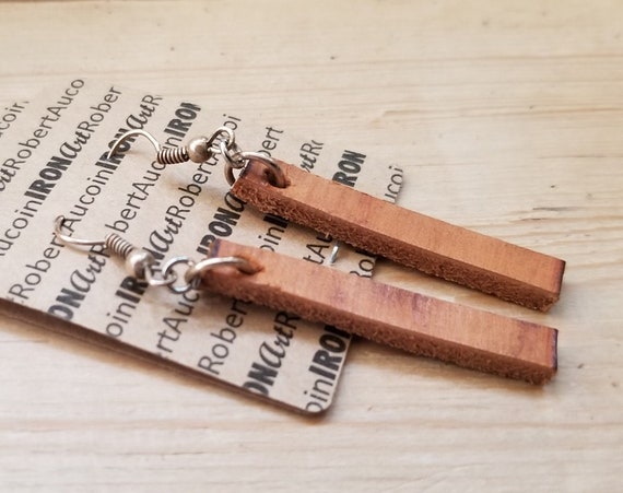 Lightweight Earring Set, Leather Earrings, Woodgrain Earrings, Silver Shepherd Hook, Hand Dyed Earrings, Leather Jewelry, Burlap Storage Bag