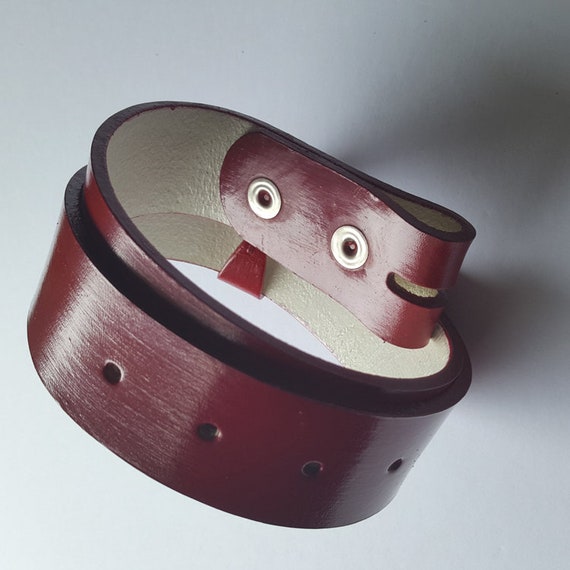 1-1/2" Hand Dyed Coloured Leather Belts INTERCHANGEABLE Custom Cut for Jeans Variety of Colours Unisex Leather Belts with snaps 1.5" Wide