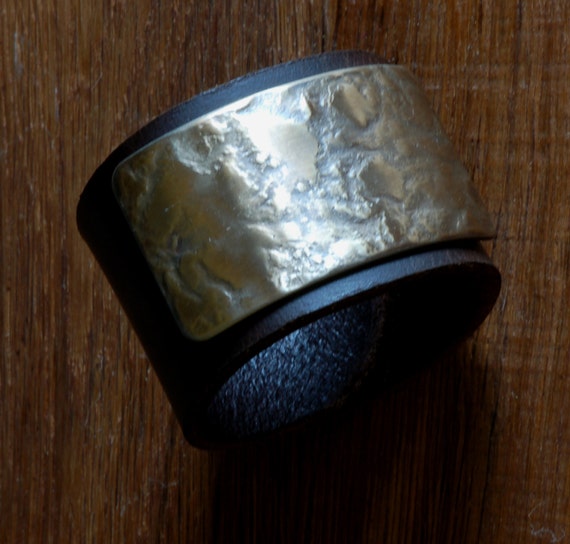 Leather & Metal Wrist Cuff ~ Brown Leather Bracelet w snaps ~ Hand Forged Stainless Steel Gold Plate ~ Custom Sizes Avail. Gift Bag Included