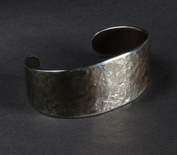 Silver Hand Forged Cuff Bracelet Hypoallergenic Unisex Stainless Steel Anvil Textured Signed Original by Robert Aucoin, Artist Fits Size 7-8