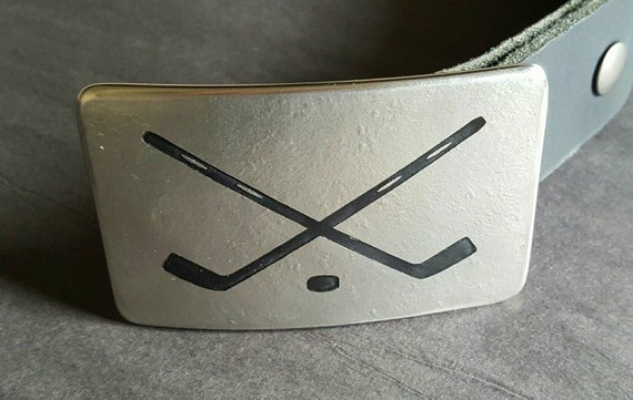 Hockey Belt Buckle Sports Gear Personalized Gift Accessories for Teams Etched HOCKEY Sticks and Puck on Stainless Steel Buckle for Jean Belt