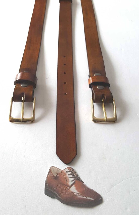 Groomsman Gift SET Belt & Buckle ~ Wedding Accessories Customized Groomsmen 1-1/4" or 1-1/2" Leather Belt w Gold or Silver Buckle Groom Gift