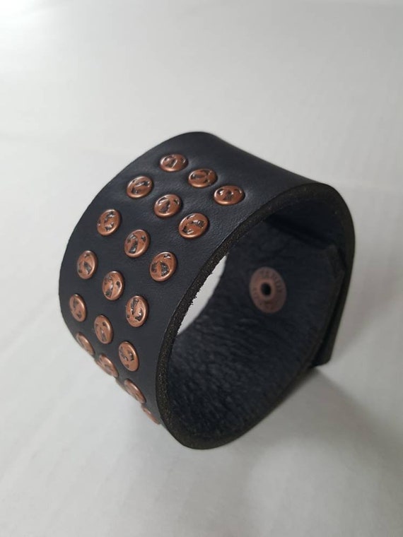 Leather Cuff w Copper Rivets, Unisex Bracelet, Wrist Cuff, Snap Close, Leather, Custom Size, Velvet or Burlap Gift Bag Included, Unisex Gift