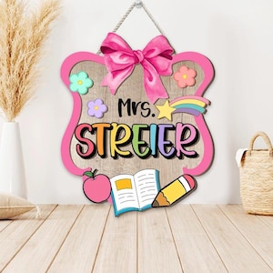 Aangepaste 3D leraar deurhanger, cadeau voor leraar, bloemen leraar naam deurhanger, klasdecor, terug naar school cadeau, welkomstbord leraar