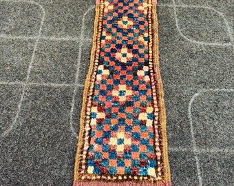 Tapete tribal balúchi vintage para pendurar na parede, têxtil afegão feito à mão (18 cm x 76 cm)